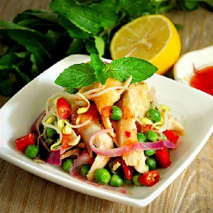 Giảm cân cùng món Nộm gà chua ngọt